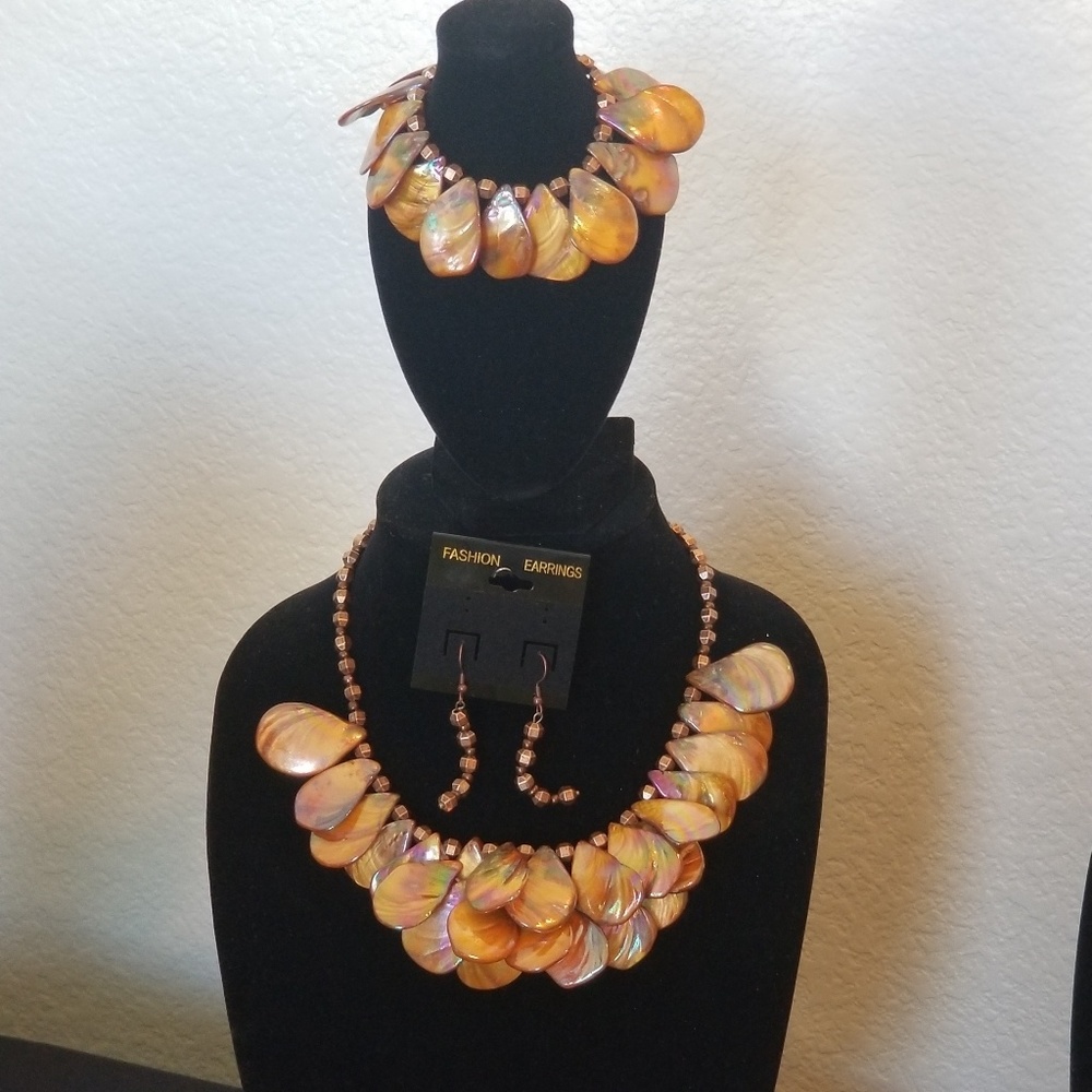 necklace set
